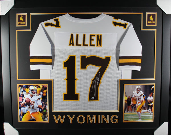 Josh Allen Signed Jersey (Beckett)